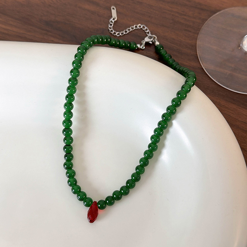 Vintage Fashion Looks - Collar vintage de cuentas verdes con