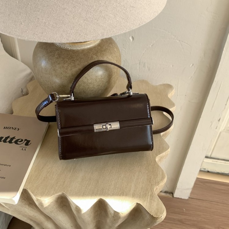 Bolso Bandolera de Cuero de Al - Vintage Fashion In Paris reseña y precio