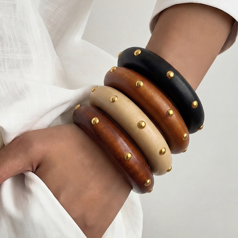Juego de 1/4 pulseras de mader - Vintage Fashion Looks reseña y precio