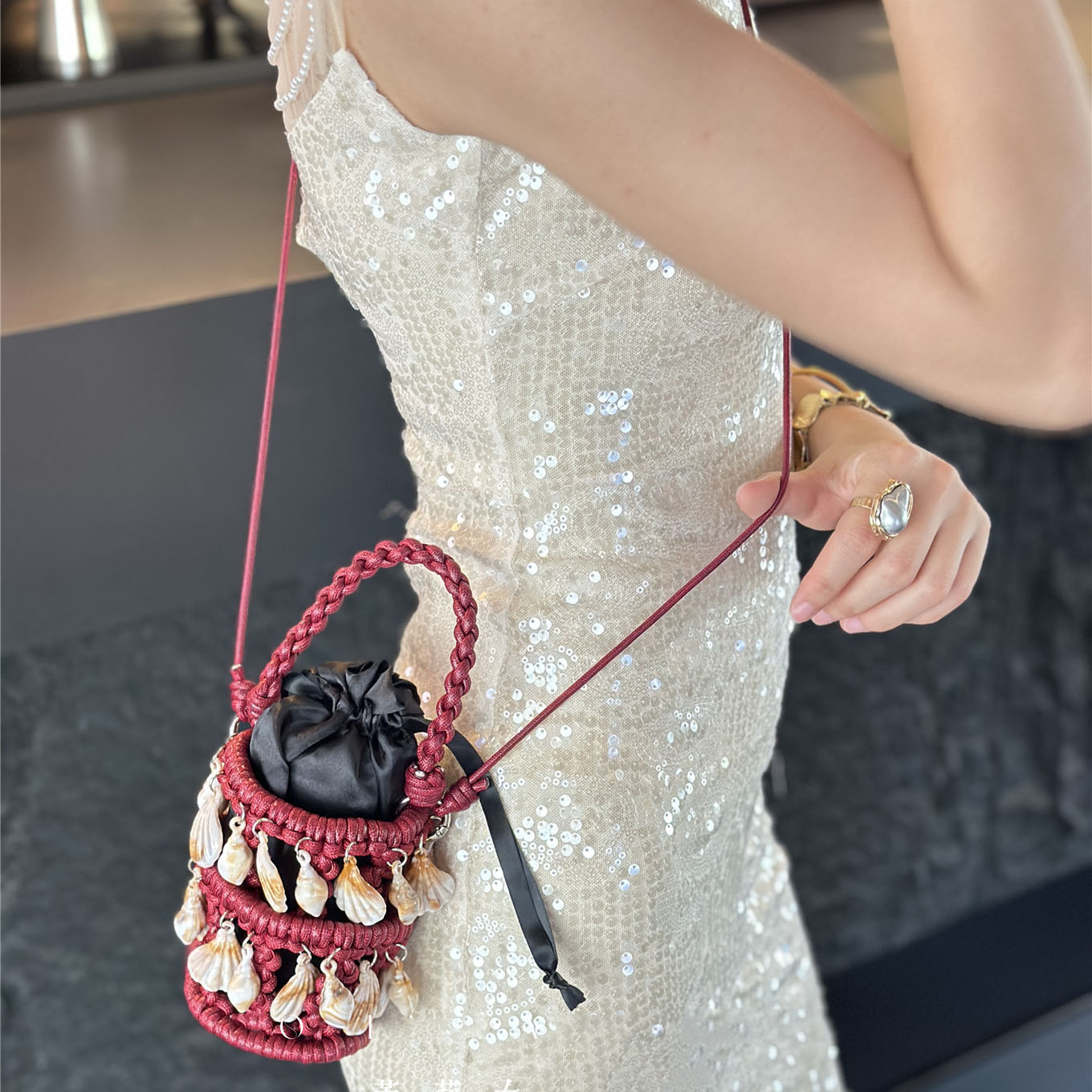 Bolso de Mano Mini con Borlas  - French Vintage Fashion reseña y precio