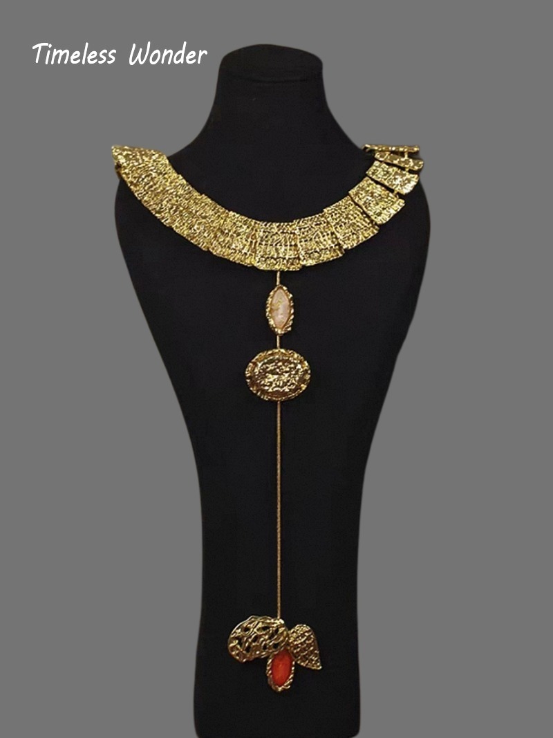 Timeless Wonder - Collar con b - Vintage Fashion Runway reseña y precio