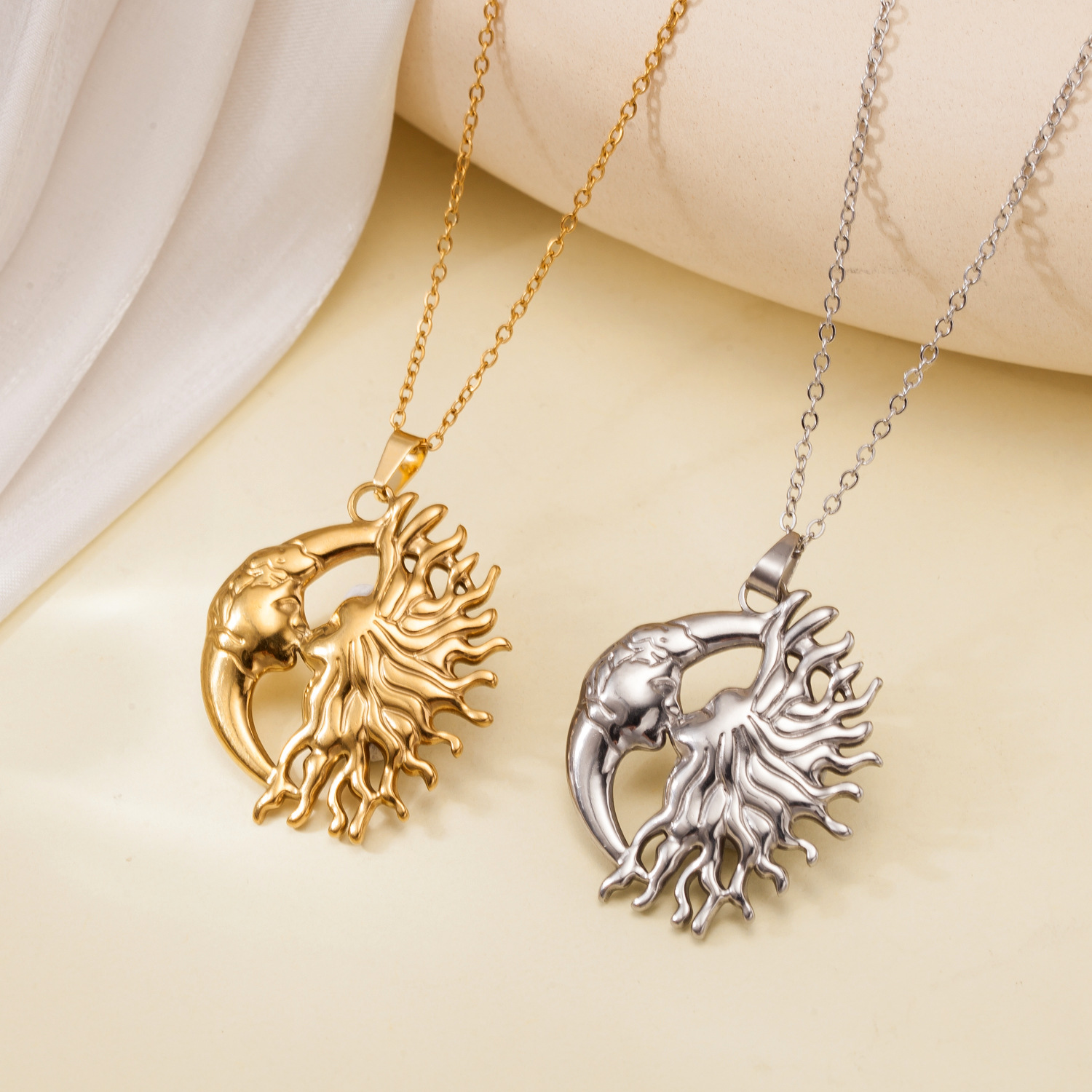 Collar de sol y luna para pare - Vintage Fashion Looks reseña y precio
